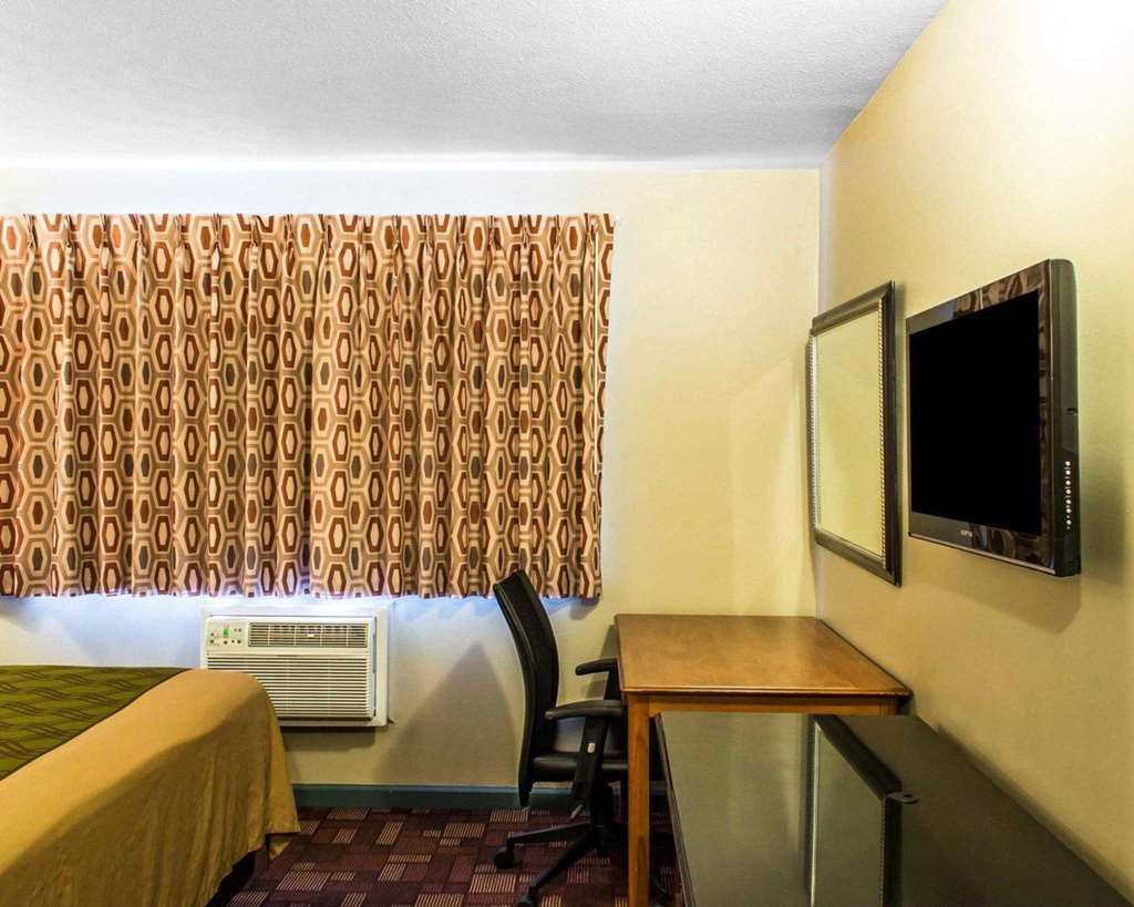 Econo Lodge Warrensville Warrensville Heights Room photo